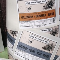 Honey pot jar label varieties